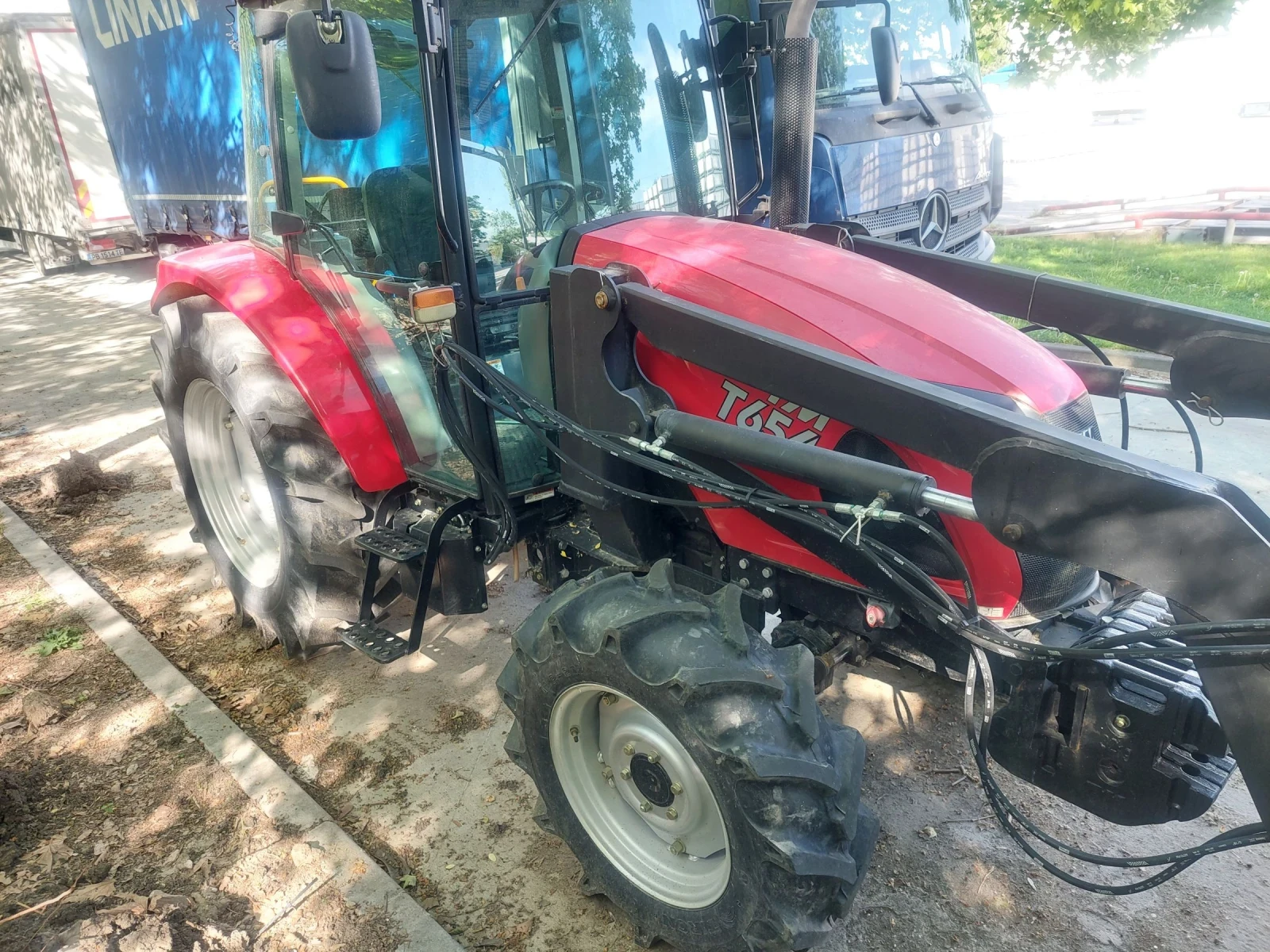 Трактор TYM T654, снимка 5 - Селскостопанска техника - 54669627