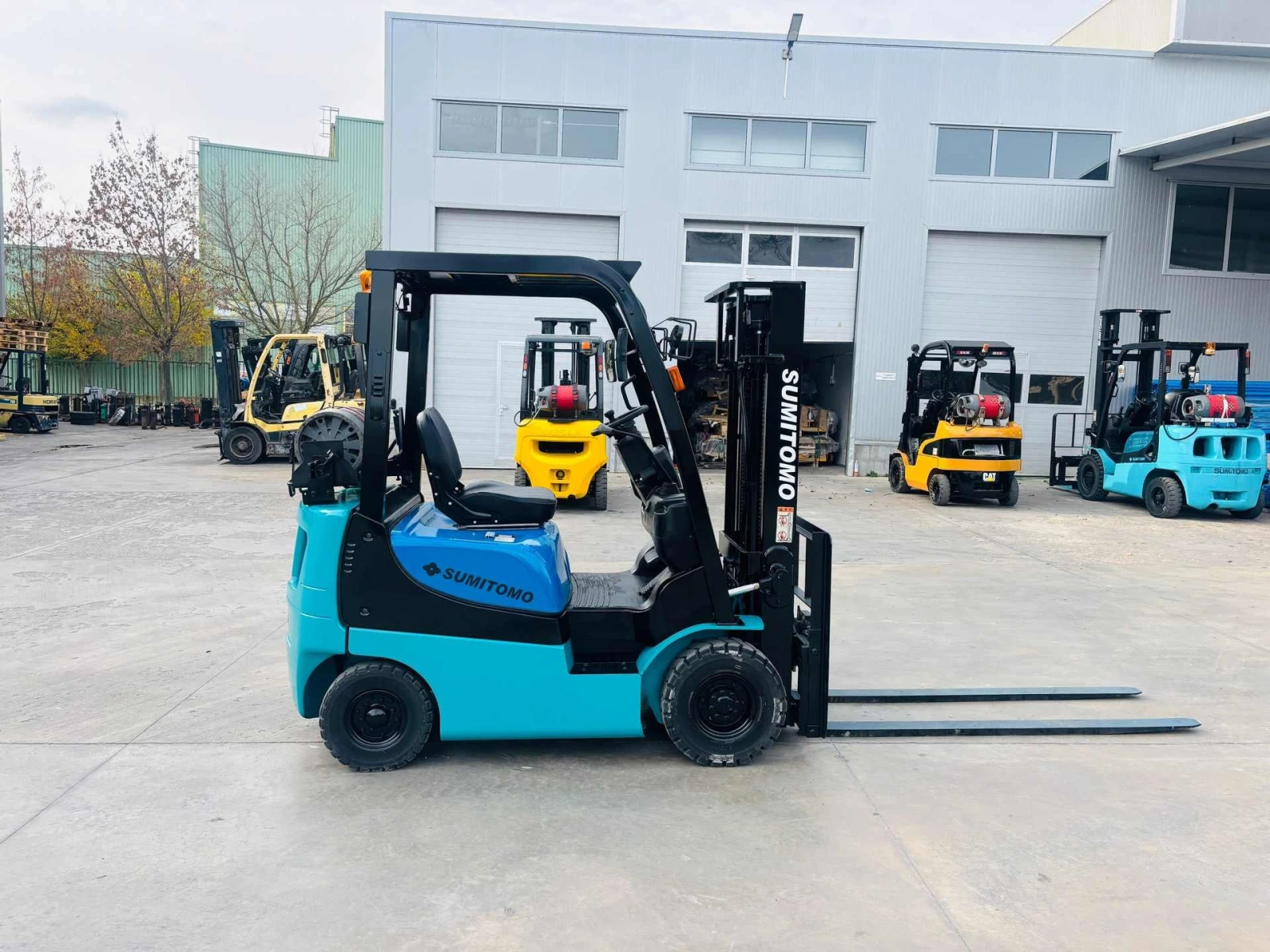 ������� Yale ���� �� 2300 ��������, ������� ����������, ������� | Mobile.bg � ����������� 5