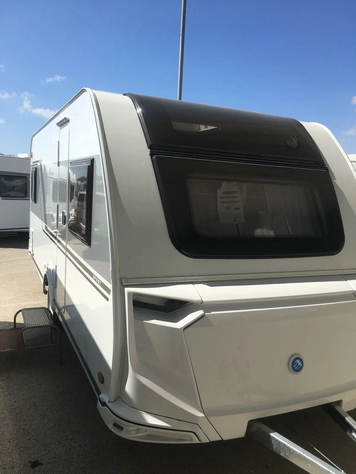  Knaus | Mobile.bg   1