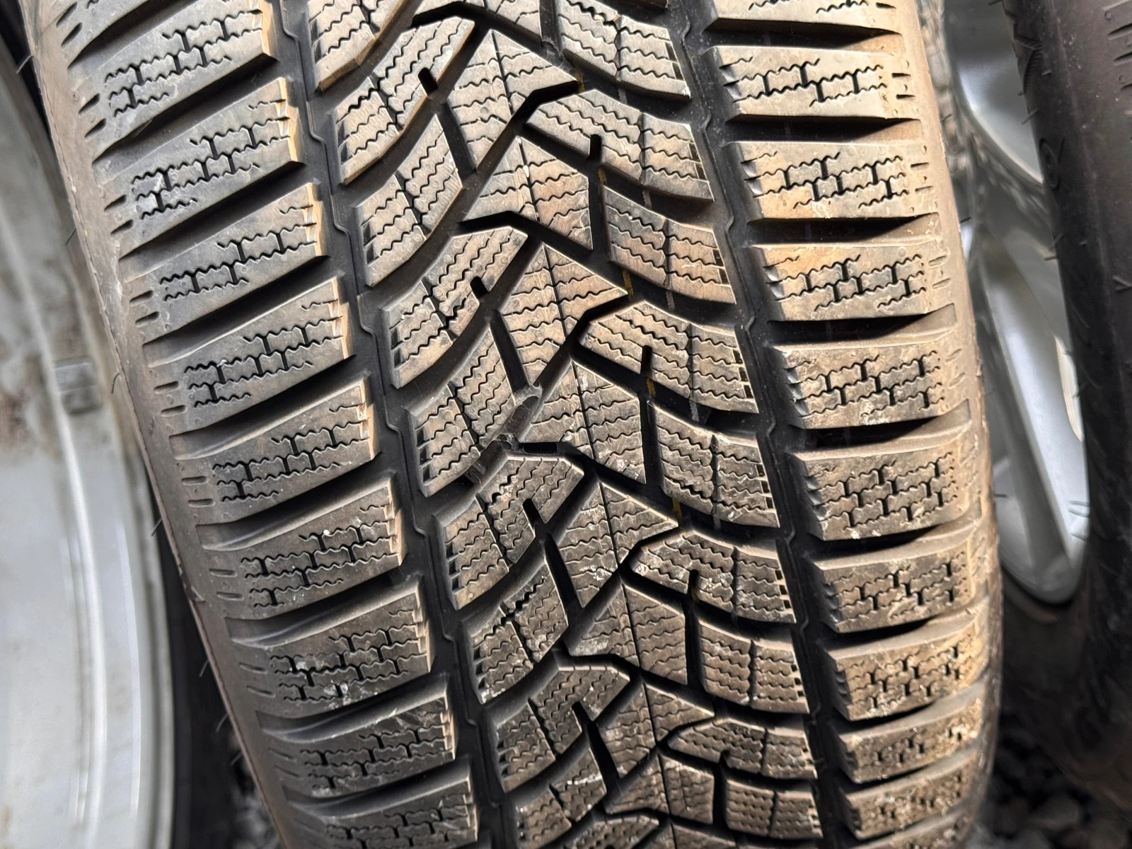 ���� � ������ 225/55R16 �� Audi | Mobile.bg � ����������� 9