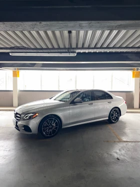 Mercedes-Benz E 400 4MATIC 9G FULL DIGITAL W213, снимка 1