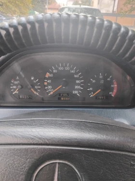 Mercedes-Benz C 220, снимка 9