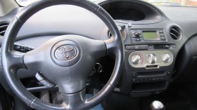 Toyota Yaris, снимка 12 - Автомобили и джипове - 42231163