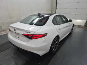 Alfa Romeo Giulia TI SPORT * * CARFAX * * АВТО КРЕДИТ * * , снимка 4