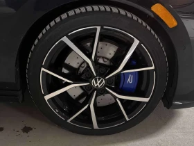 VW Golf DSG /Camera/ Harman Kardon  - 34000 € / 66498.22 лв. - 98560043 7