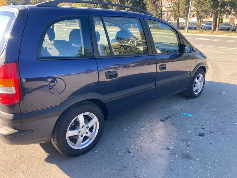 Opel Zafira, снимка 12 - Автомобили и джипове - 47211457