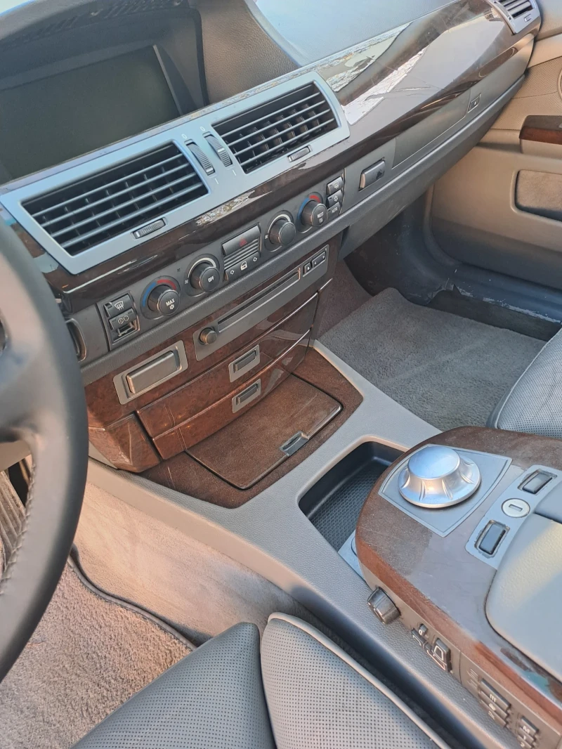 BMW 740, снимка 6 - Автомобили и джипове - 47077481