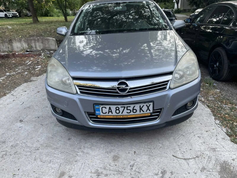 Opel Astra 1, 6, снимка 1 - Автомобили и джипове - 47304092