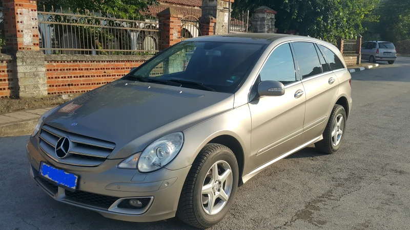 Mercedes-Benz R 320, снимка 5 - Автомобили и джипове - 47466428