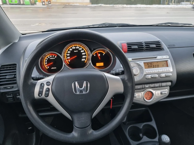 Honda Jazz 1.4i ШВЕЙЦАРИЯ, снимка 10 - Автомобили и джипове - 48450502