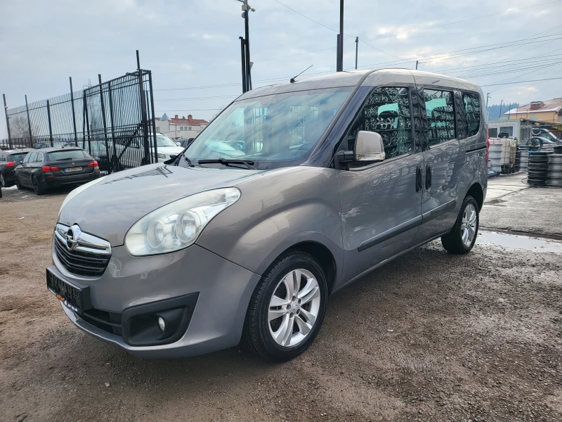 Opel Combo 1.6cdti 7места/теглич, снимка 17 - Автомобили и джипове - 48874931