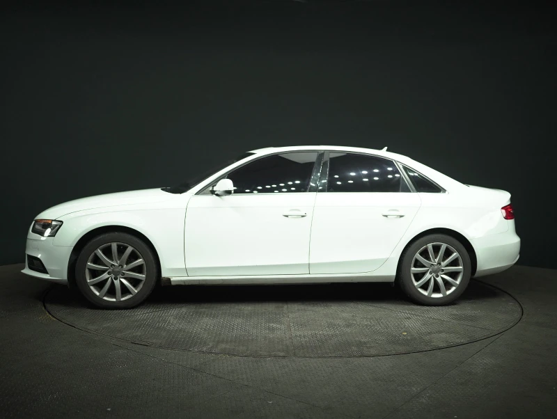 Audi A4 2.0 TDI Facelift - ОЧАКВАН ВНОС - ПЕРФЕКТНА, снимка 5 - Автомобили и джипове - 52169712