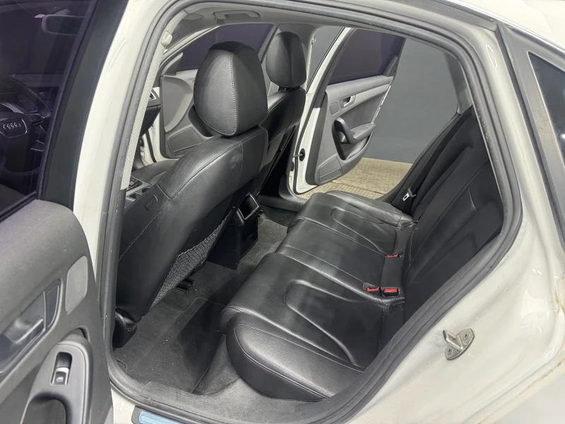 Audi A4 2.0 TDI Facelift - ОЧАКВАН ВНОС - ПЕРФЕКТНА, снимка 3 - Автомобили и джипове - 52169712