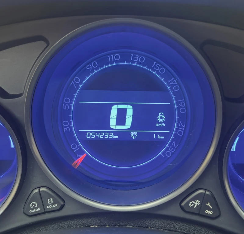 Citroen C4 1.2 PureTech 12/2016, снимка 12 - Автомобили и джипове - 52725769