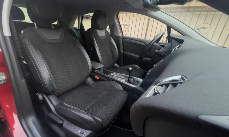 Citroen C4 1.2 PureTech 12/2016, снимка 8 - Автомобили и джипове - 52725769