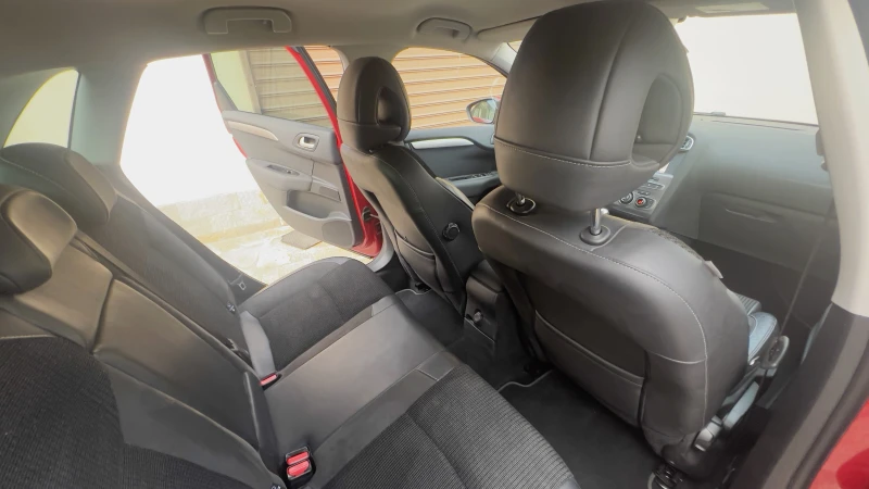 Citroen C4 1.2 PureTech 12/2016, снимка 11 - Автомобили и джипове - 52725769