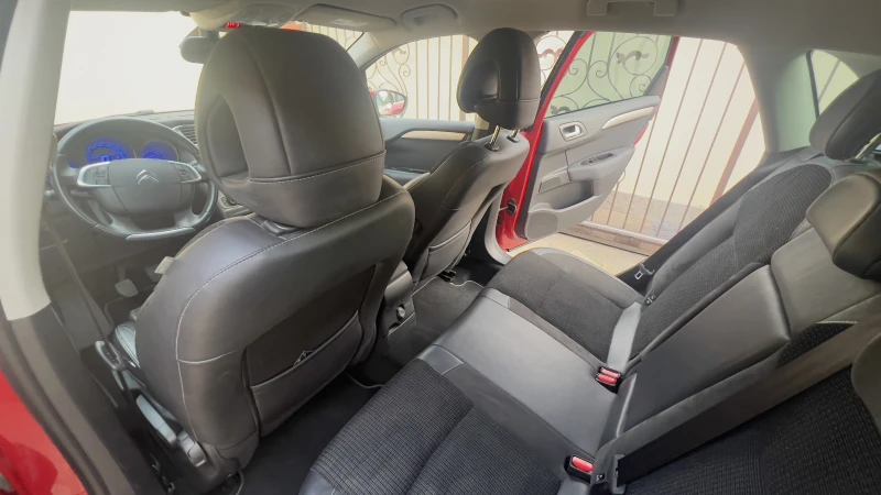 Citroen C4 1.2 PureTech 12/2016, снимка 10 - Автомобили и джипове - 52725769