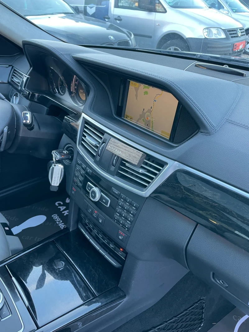 Mercedes-Benz E 350 AMG/ПАНО/DISTRONIC/ШИТО ТАБЛО/МЪРТВА ЗОНА/МЕМОРИ, снимка 13 - Автомобили и джипове - 52948771