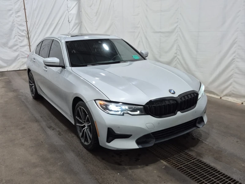 BMW 330 * 330I XDRIVE * CARFAX * ЦЕНА ДО БГ, снимка 3 - Автомобили и джипове - 52791908