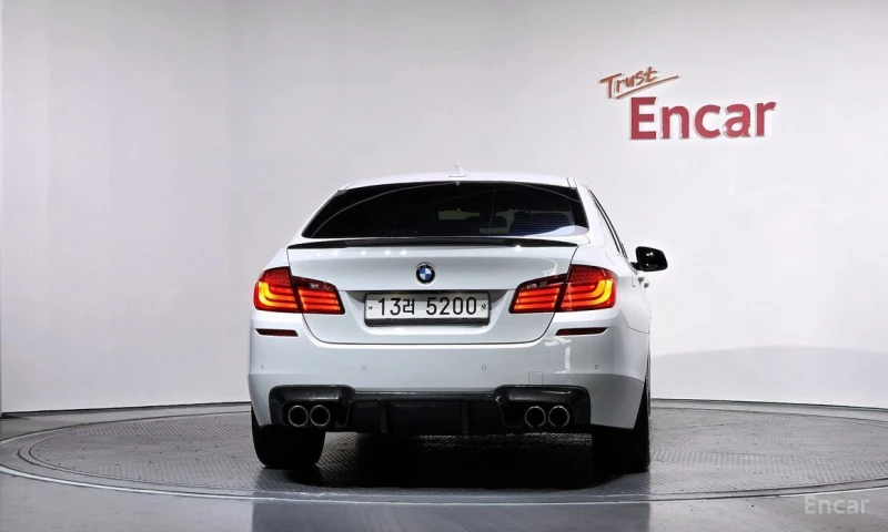 BMW 520, снимка 4 - Автомобили и джипове - 52944581