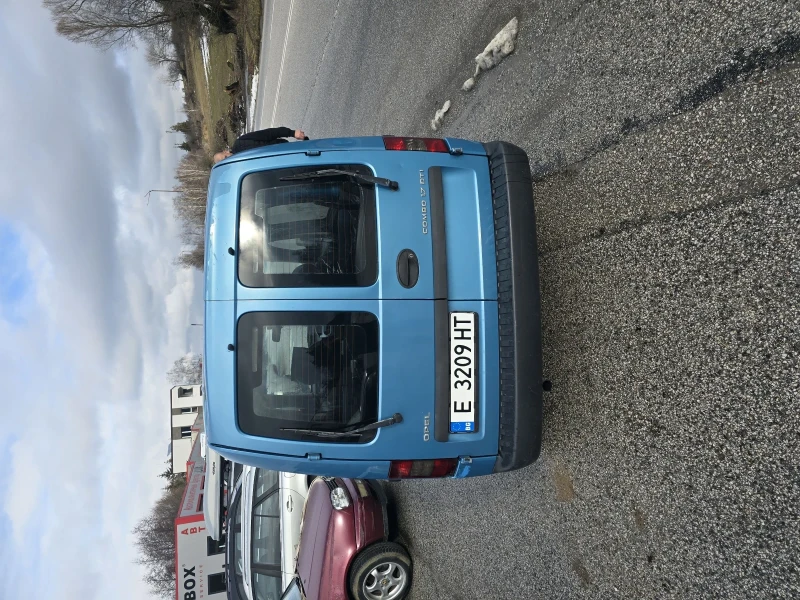 Opel Combo 1.7 dti, снимка 4 - Автомобили и джипове - 53371394