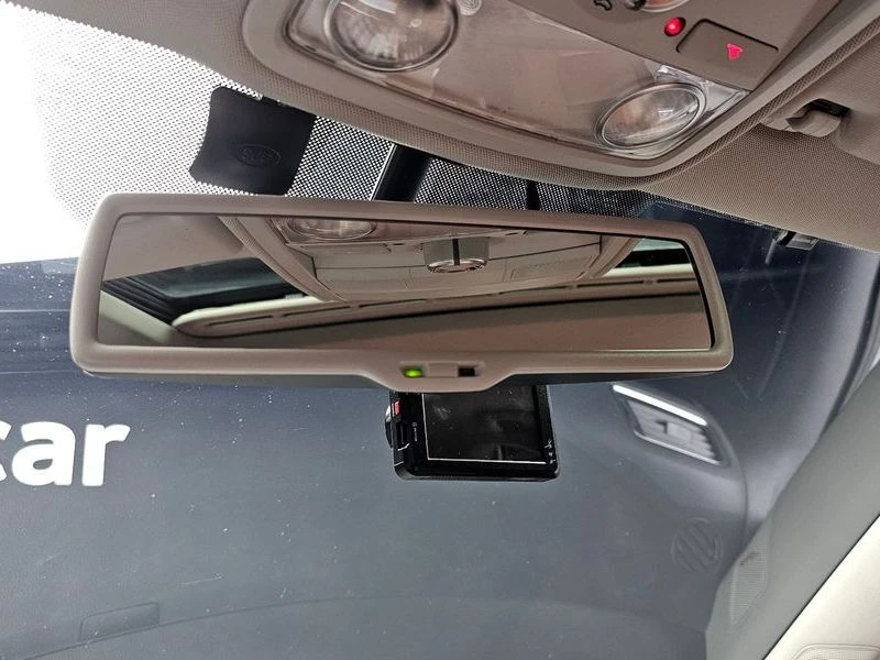 VW Jetta * 2.0* TDI* , снимка 17 - Автомобили и джипове - 55723361