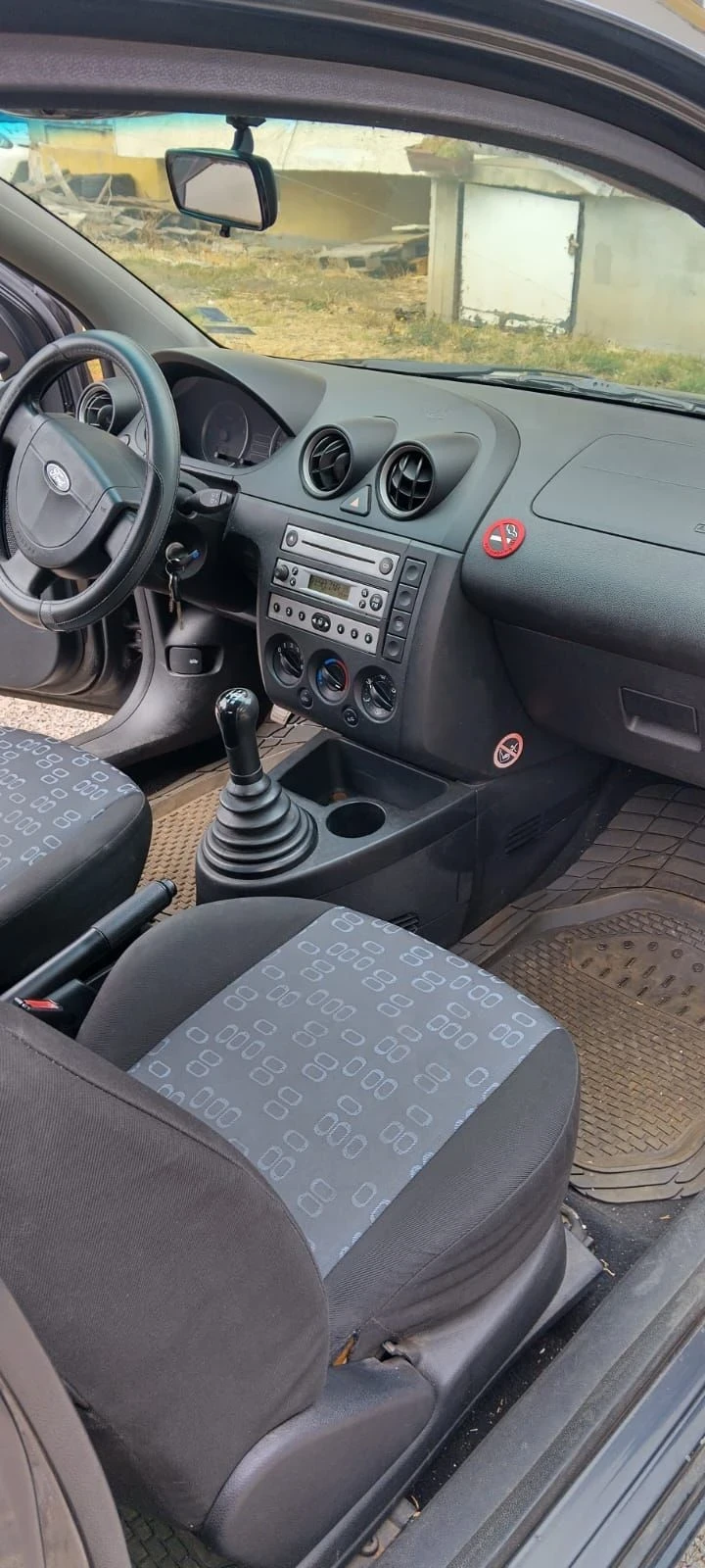 Ford Fiesta, снимка 5 - Автомобили и джипове - 56638157