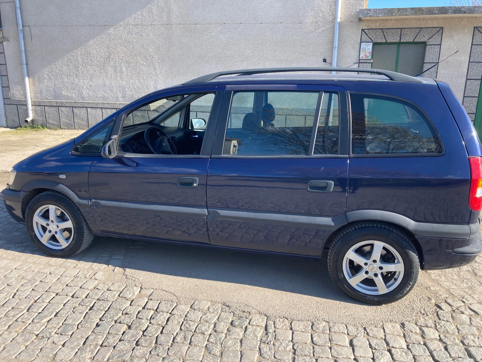 Opel Zafira  - изображение 5