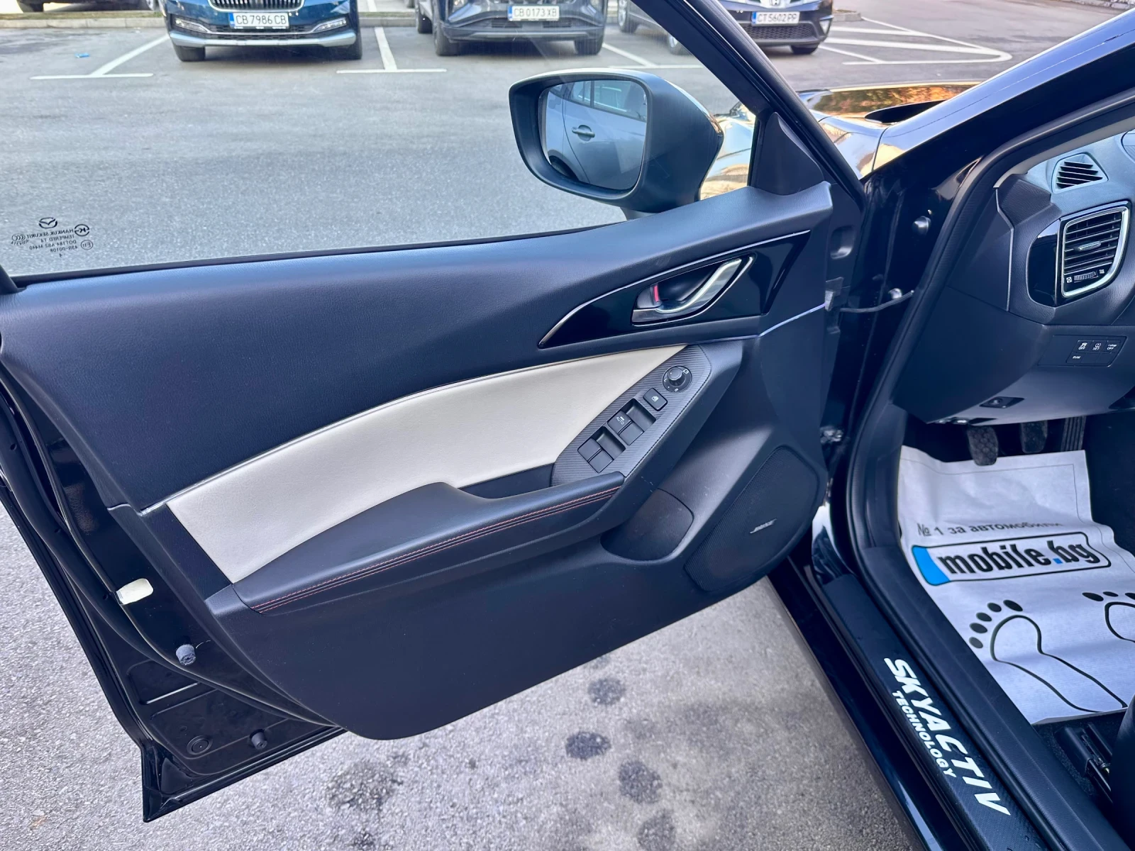 Mazda 3 2.2d skyactiv Head-up BOSE | Mobile.bg — изображение 11