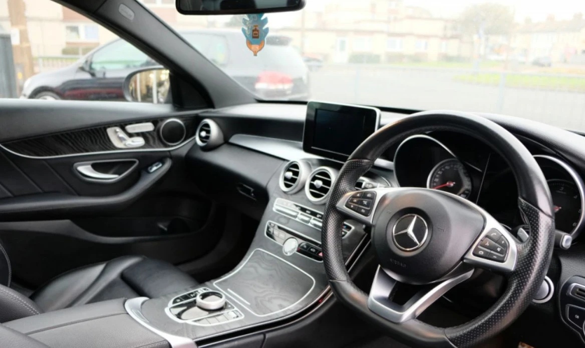 Mercedes-Benz C 220 Amg premium +  - изображение 3