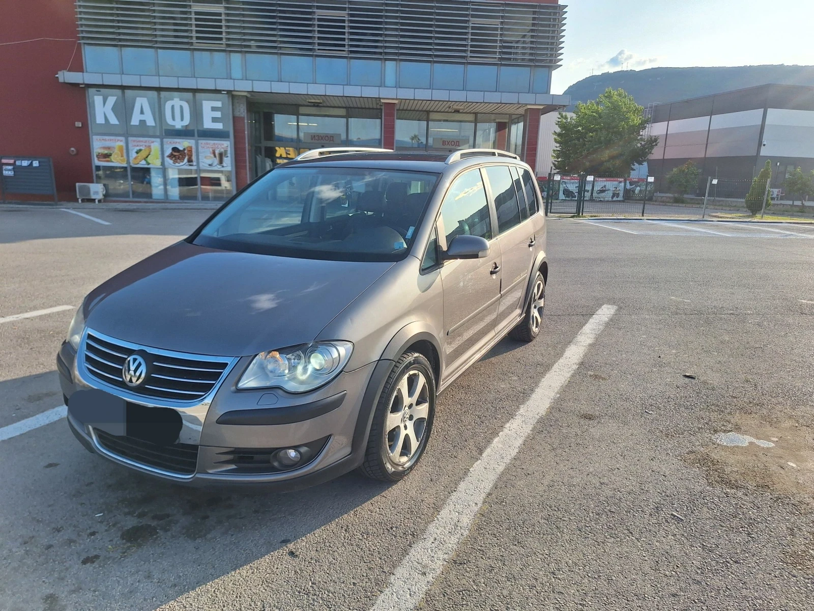 VW Touran CROSSTOURAN 2.0 170HP  - изображение 3