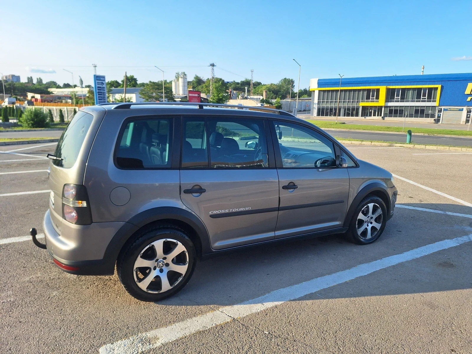 VW Touran CROSSTOURAN 2.0 170HP  - изображение 10