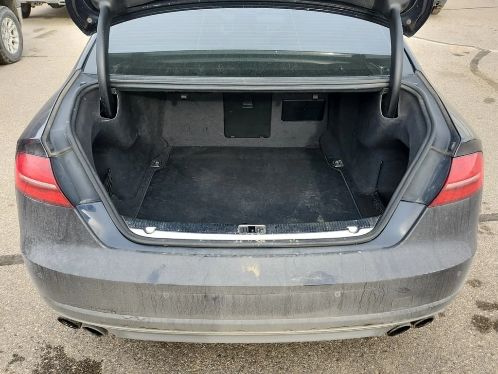 Audi S8 * PLUS * CARFAX *    | Mobile.bg   13