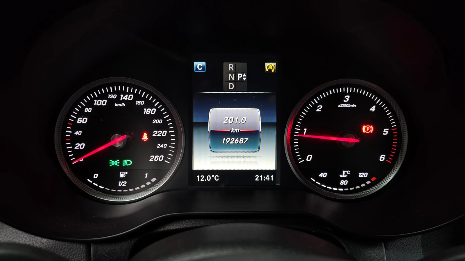 Mercedes-Benz C 200 | Mobile.bg   6