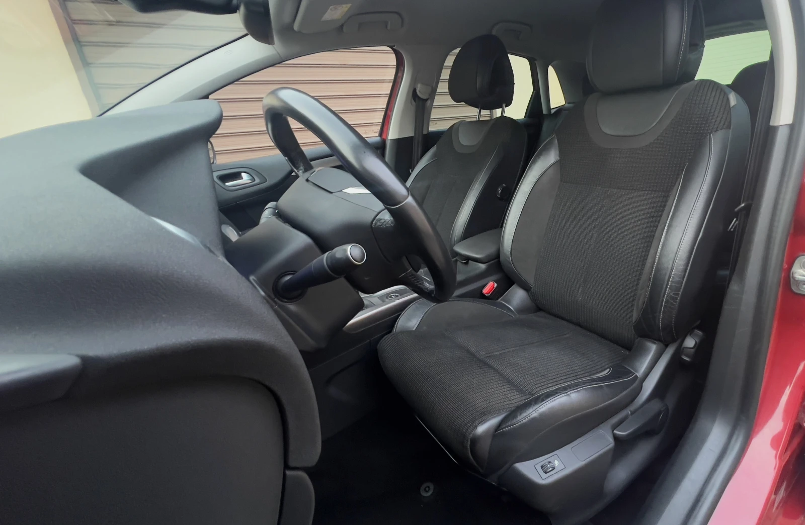 Citroen C4 1.2 PureTech 12/2016 - изображение 6