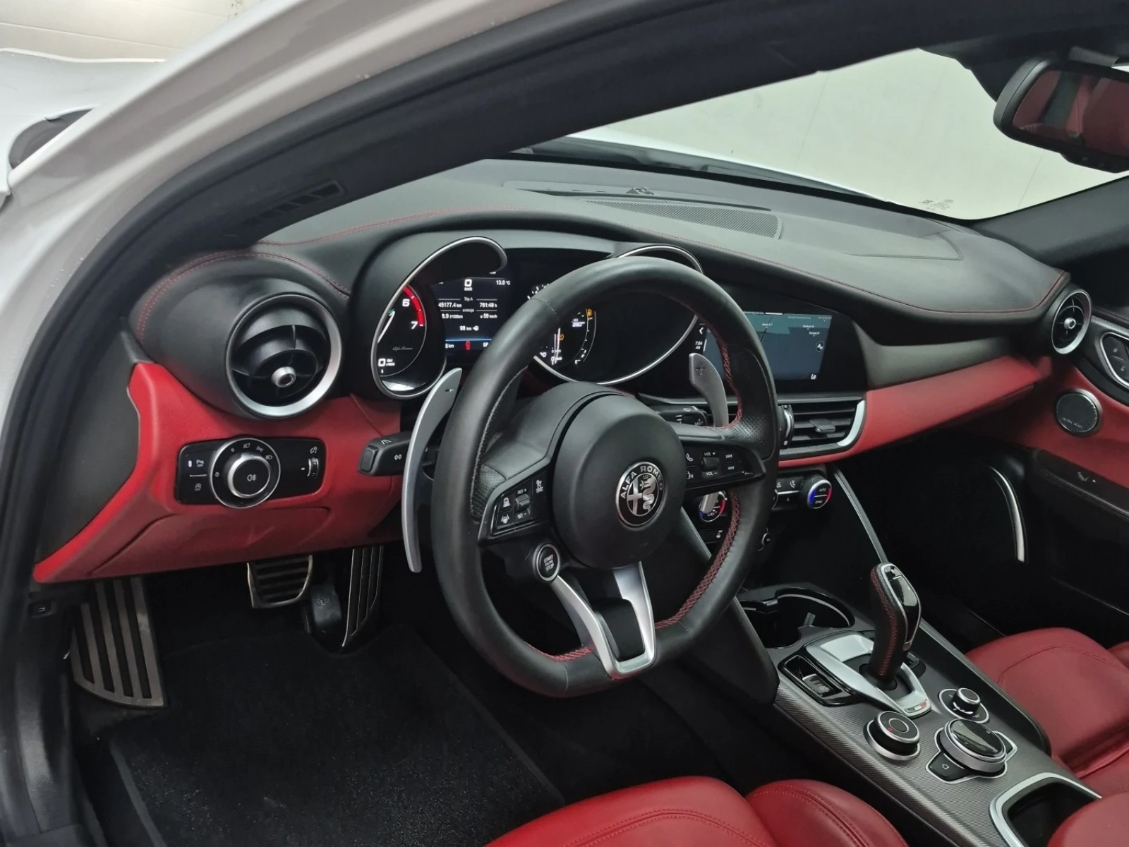 Alfa Romeo Giulia TI SPORT * * CARFAX * * ���� ������ * *  | Mobile.bg � ����������� 9