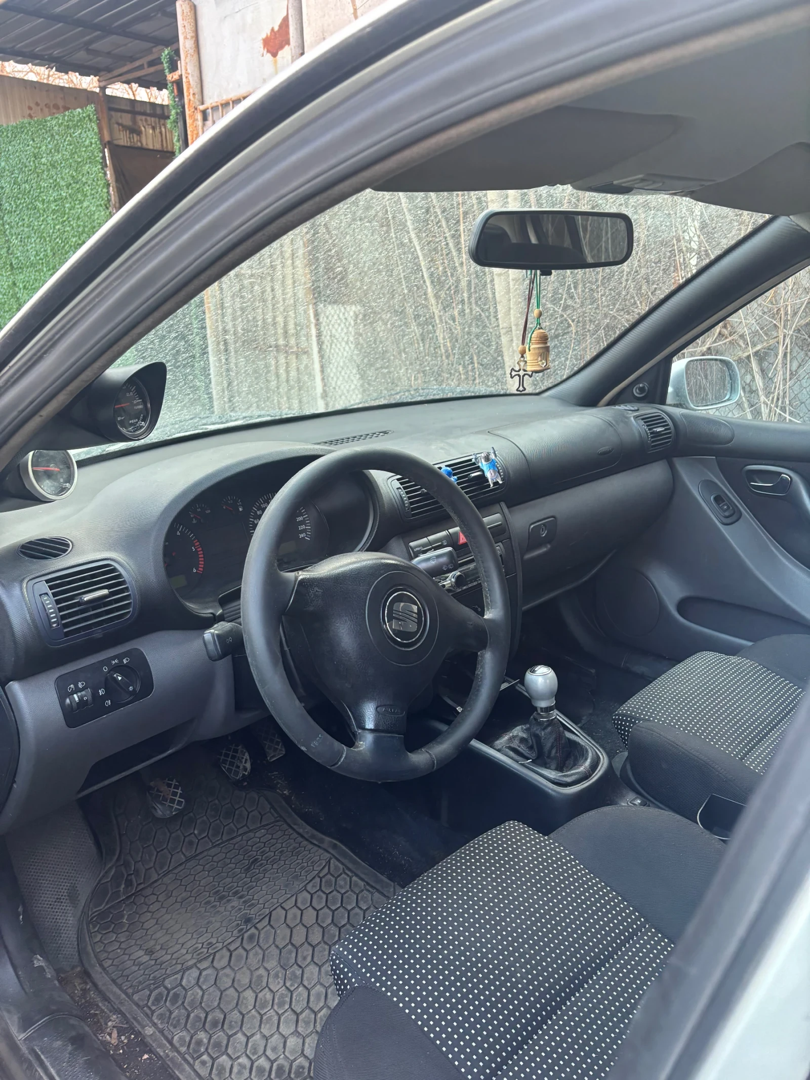 Seat Leon, снимка 8 - Автомобили и джипове - 53818059