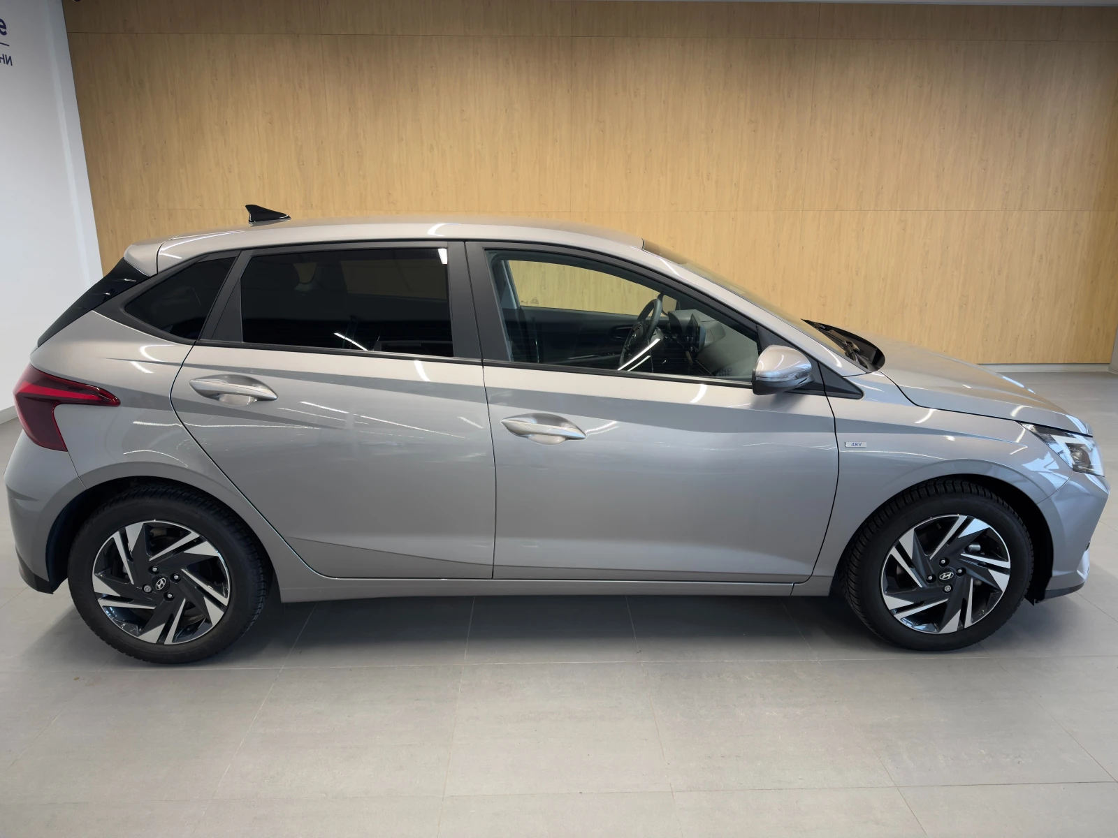 Hyundai I20 EXCLUSIVE, снимка 6 - Автомобили и джипове - 53927177