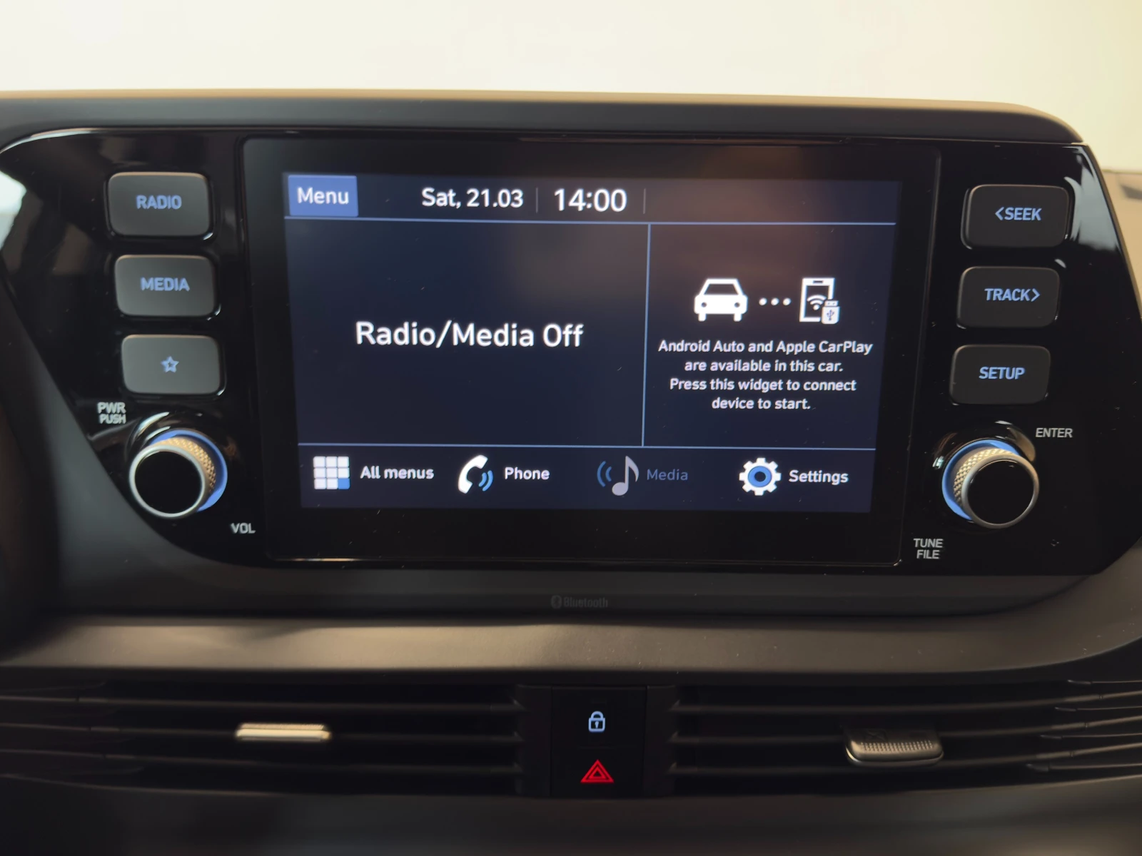 Hyundai I20 EXCLUSIVE, снимка 13 - Автомобили и джипове - 53927177