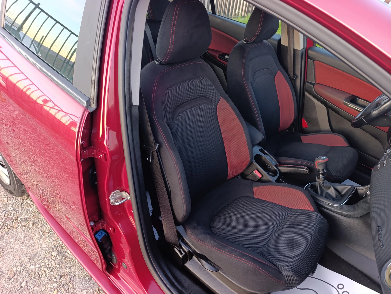 Fiat Bravo 1.4i-90кс.БЕНЗИН, снимка 16 - Автомобили и джипове - 54113206