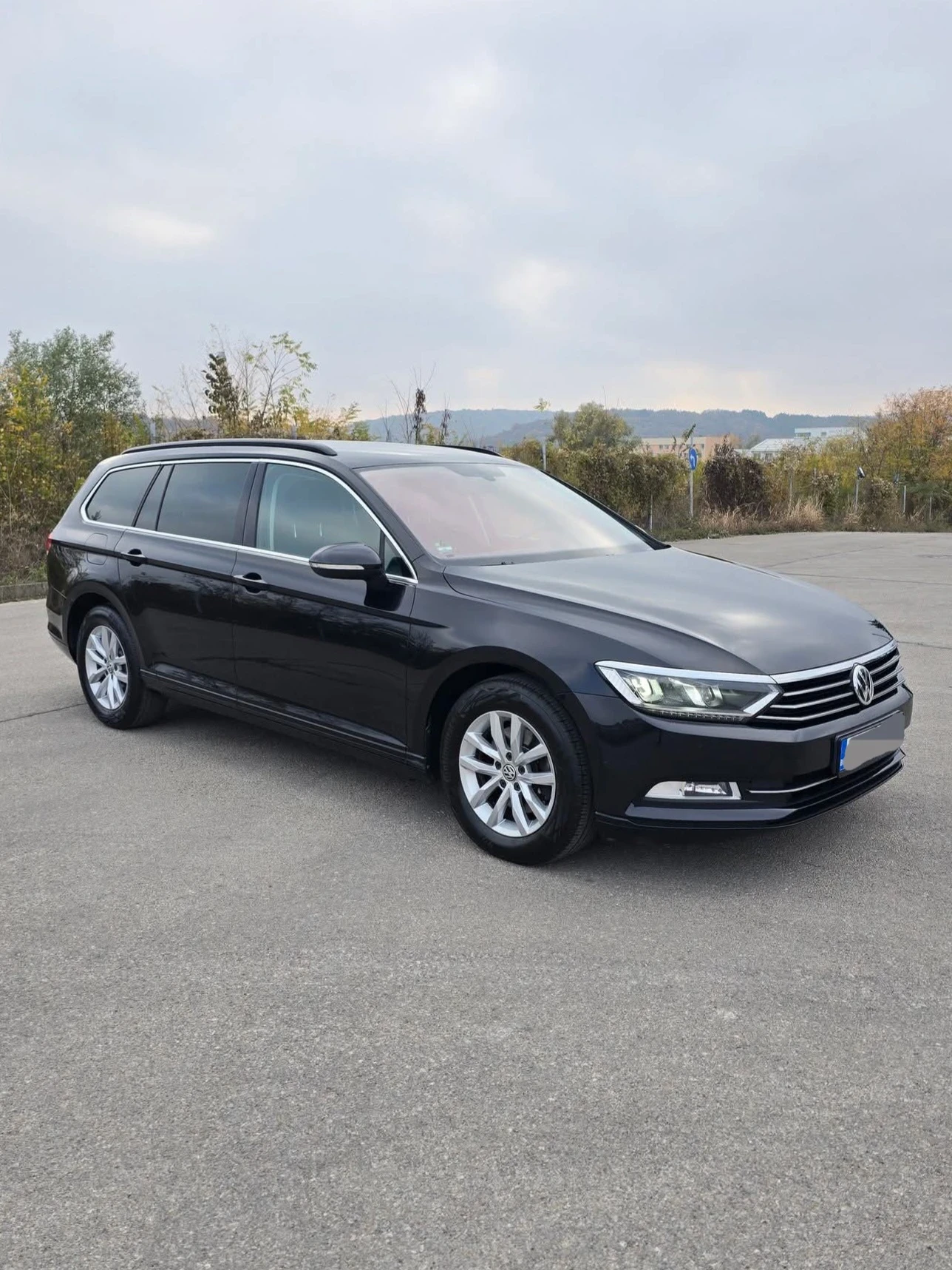 VW Passat B8, снимка 3 - Автомобили и джипове - 54323926