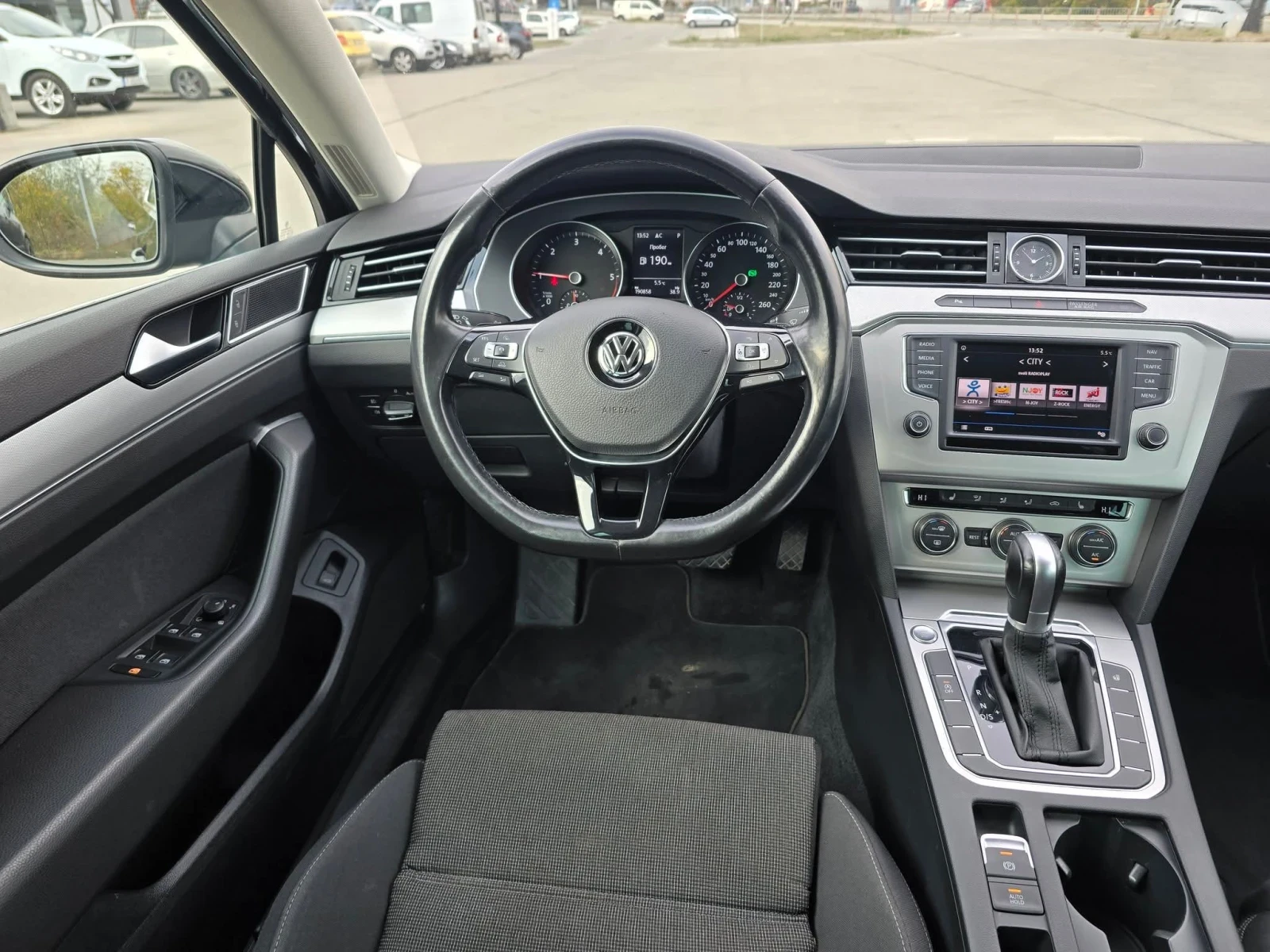 VW Passat B8, снимка 7 - Автомобили и джипове - 54323926