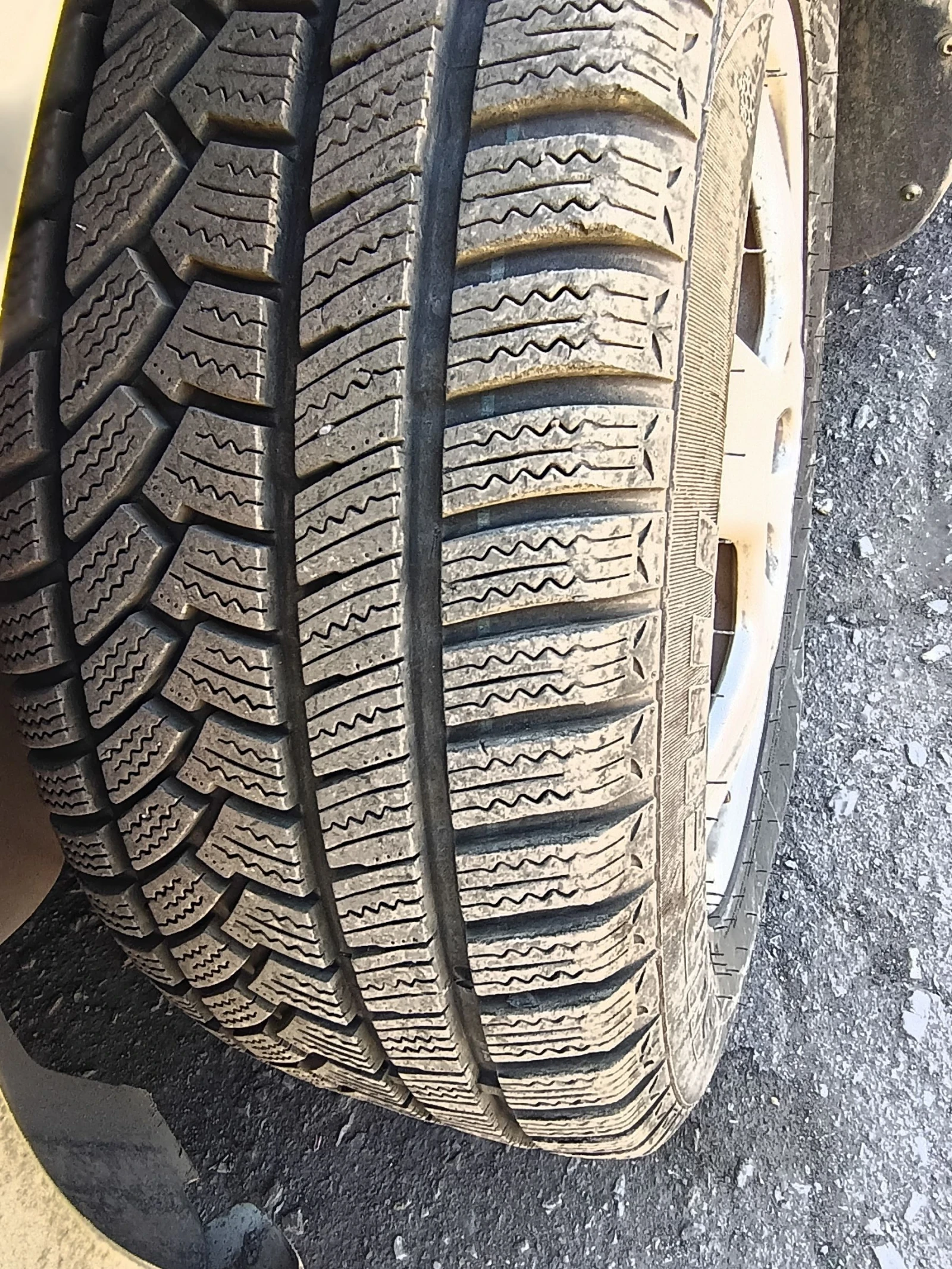 VW Touran Фабричен метан , снимка 7 - Автомобили и джипове - 54334294