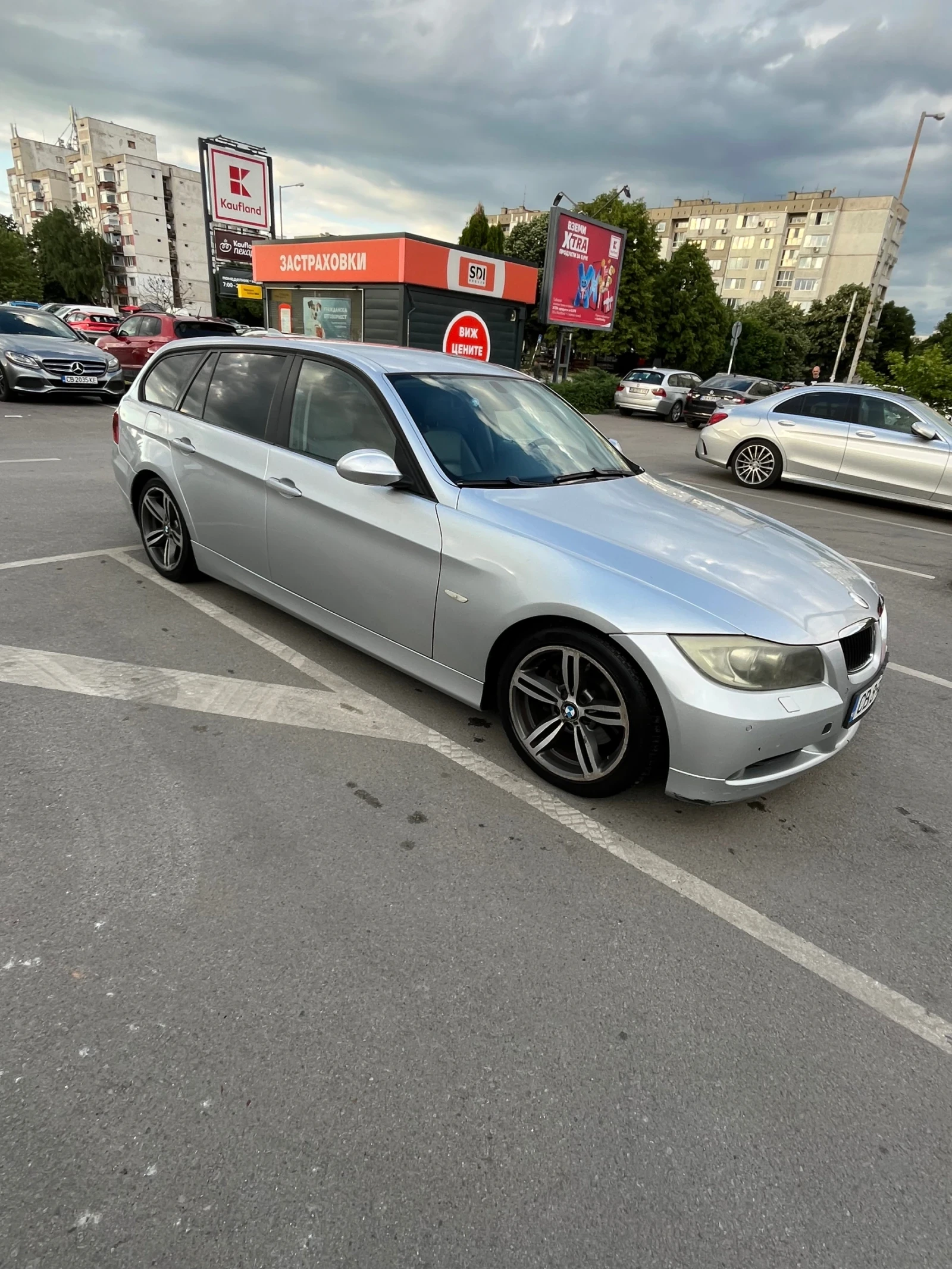 BMW 320, снимка 3 - Автомобили и джипове - 54776719