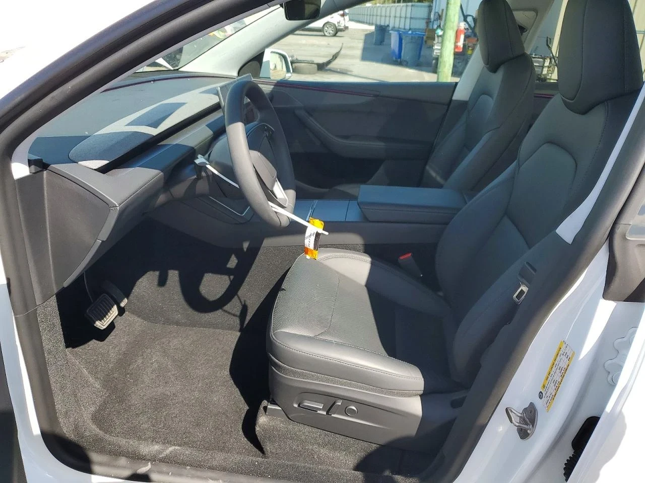Tesla Model Y, снимка 7 - Автомобили и джипове - 54800012