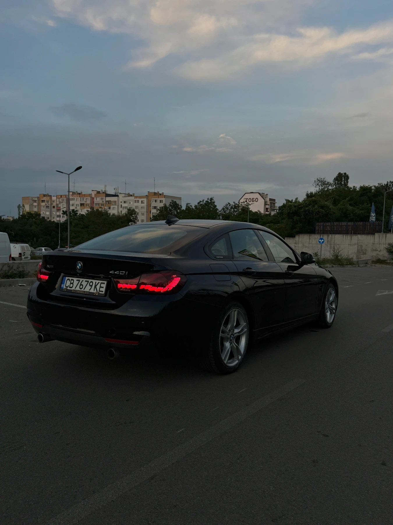 BMW 440 xDrive* M PACK* HEAD UP* CarPlay* KEYLESS* LANE, снимка 5 - Автомобили и джипове - 55009049