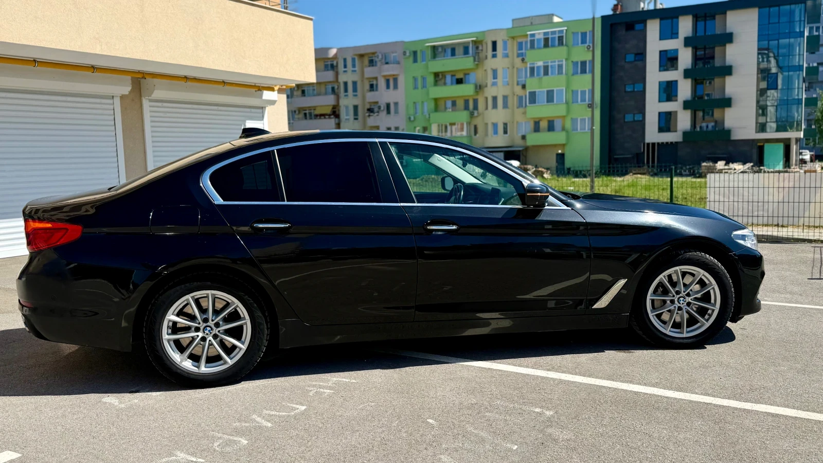 BMW 530 d HeadUp, 360 , Бартер, снимка 8 - Автомобили и джипове - 55077095