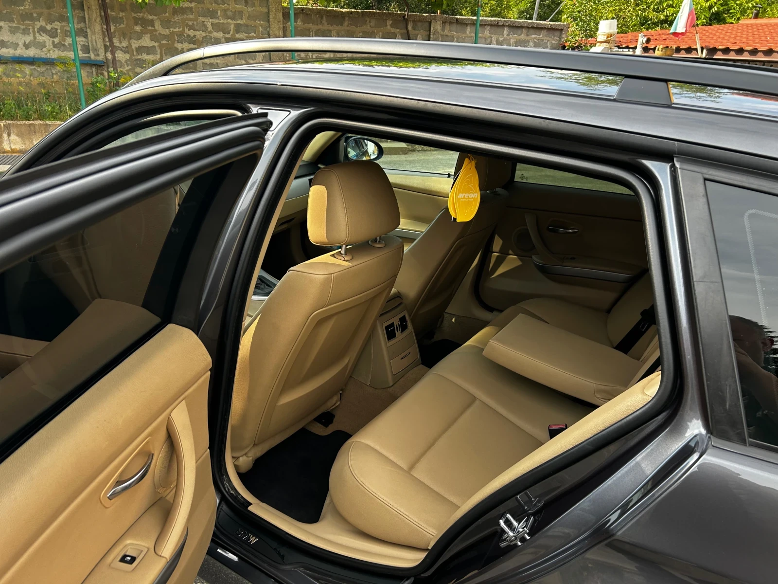 BMW 320 320 d обслужено, снимка 7 - Автомобили и джипове - 55123241