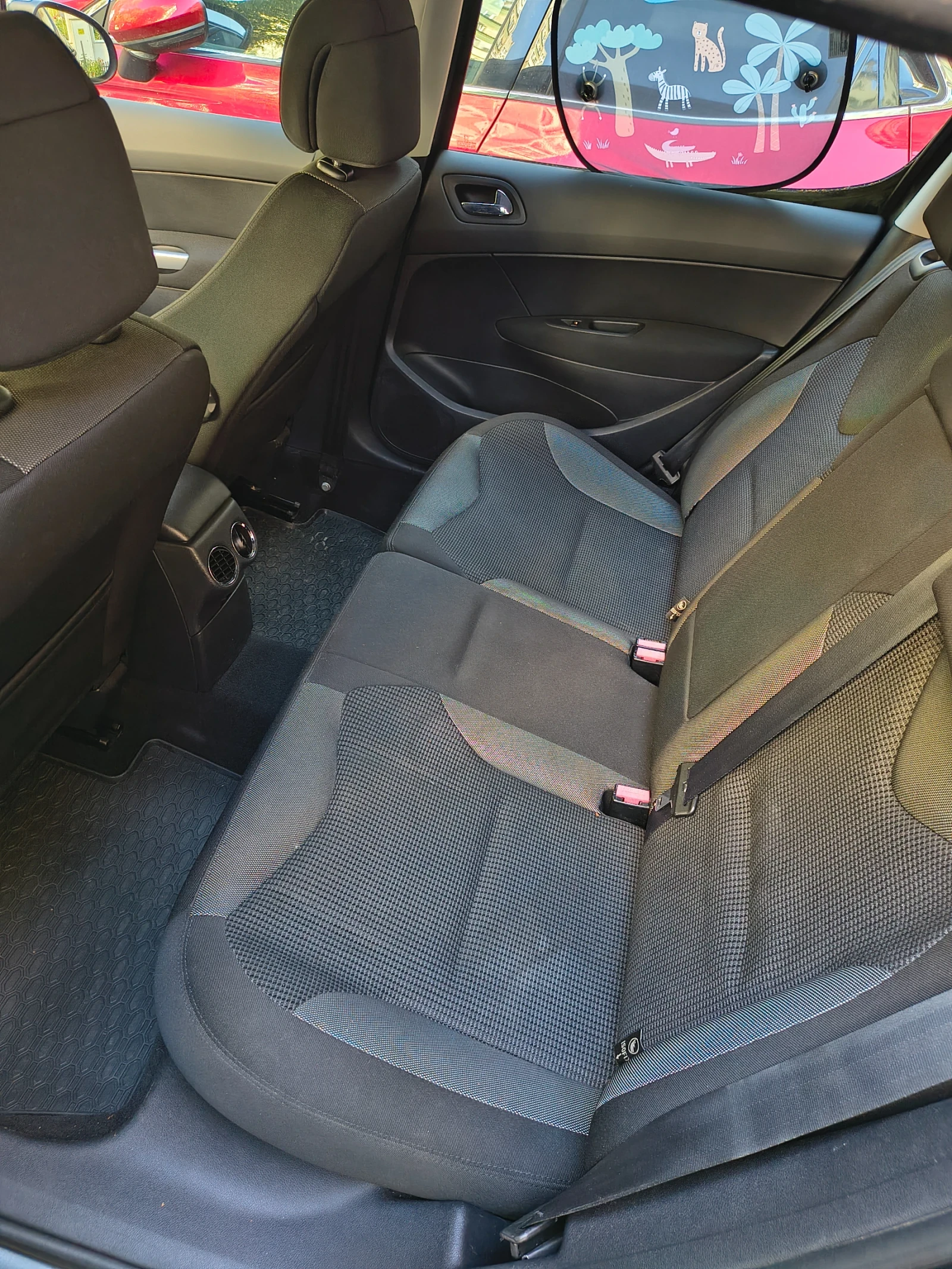 Peugeot 308 1.6 THP, 150 к.с., Панорама, снимка 12 - Автомобили и джипове - 55466023