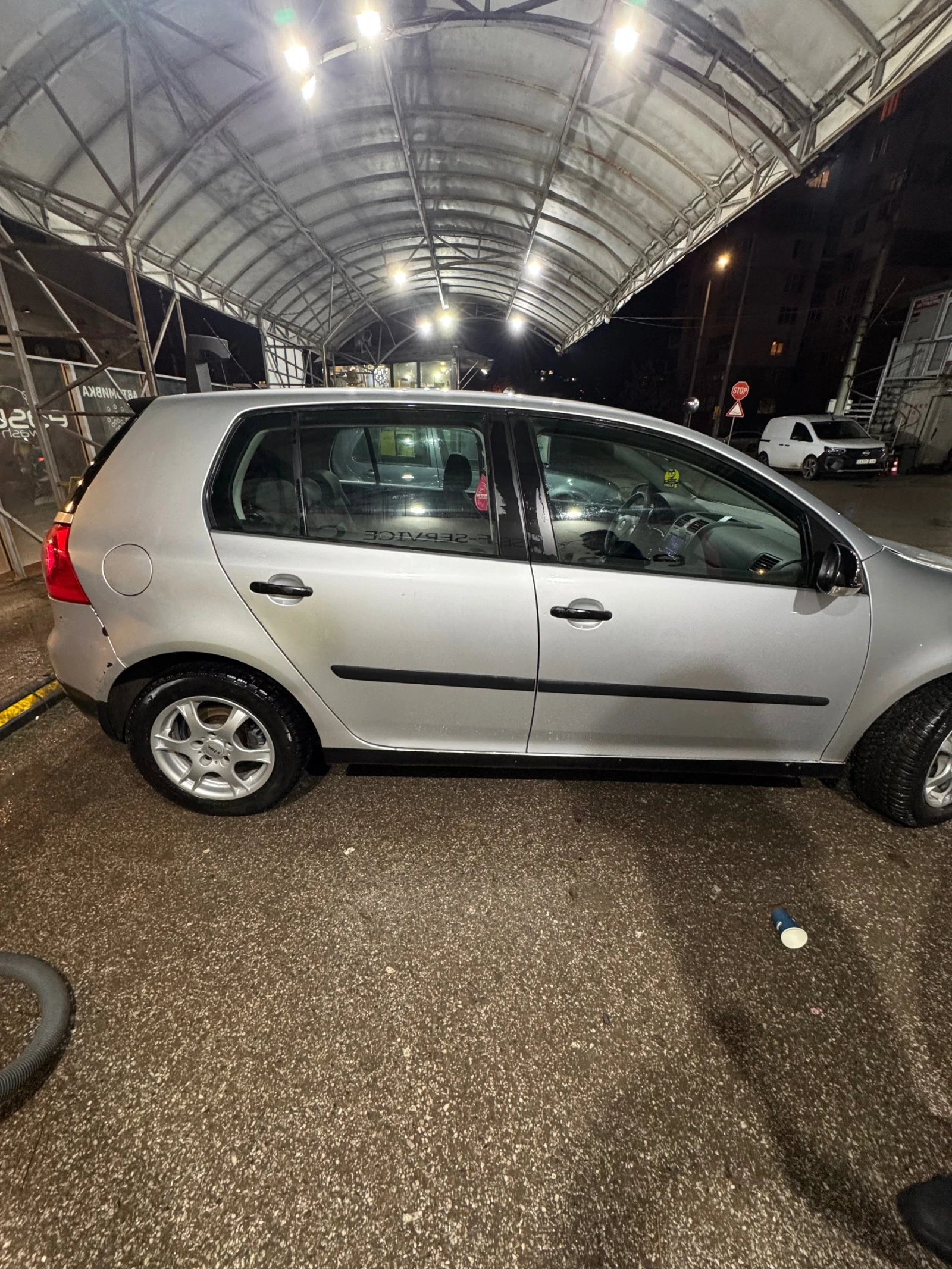 VW Golf, снимка 2 - Автомобили и джипове - 55654382